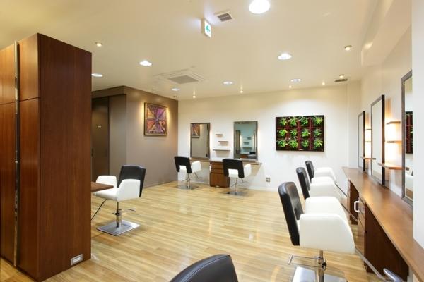 K-CUBE AVEDA