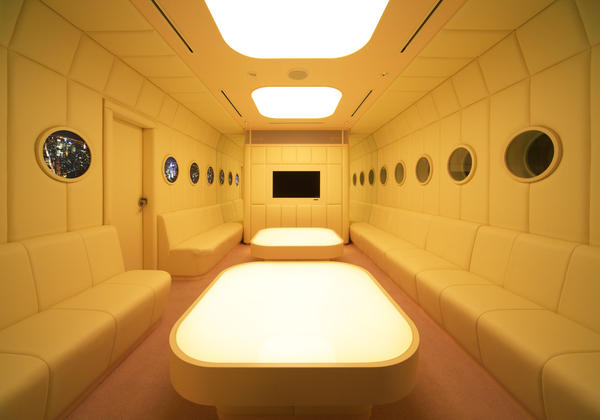 LE SALON Private