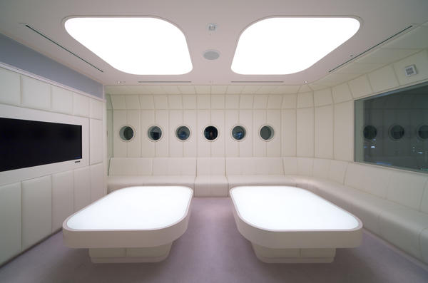 LE SALON Private