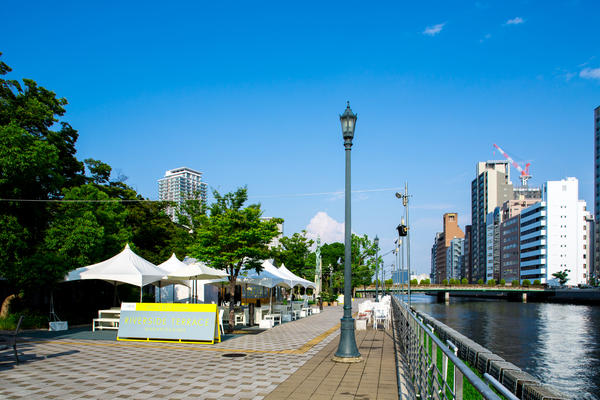 RIVER SIDE TERRACE 中之島