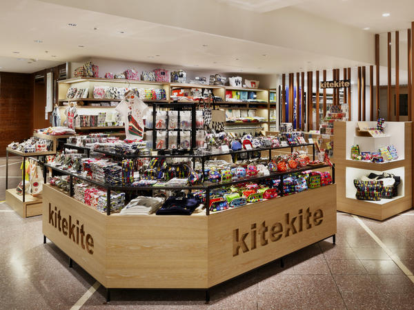 kitekite京都タワーサンド店