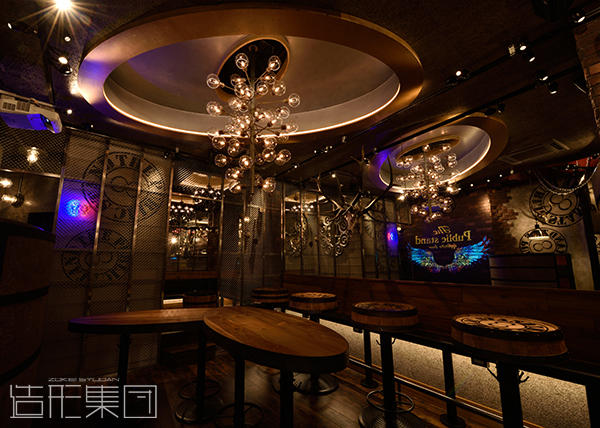 The Public Stand 新宿歌舞伎町店(東京)