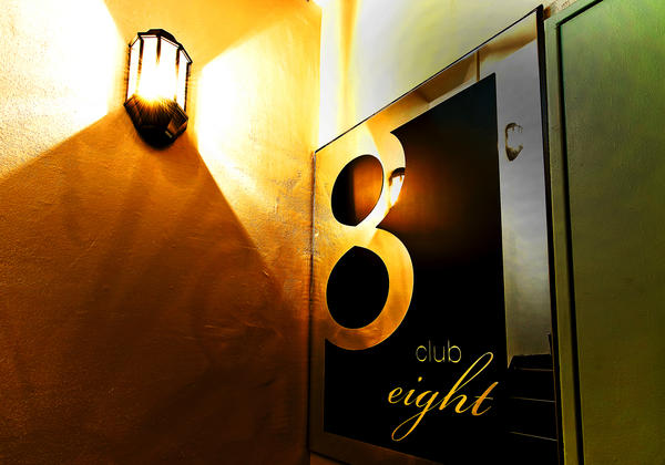 club eight