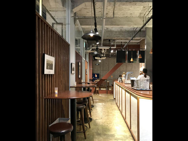 &9 boulevard cafe