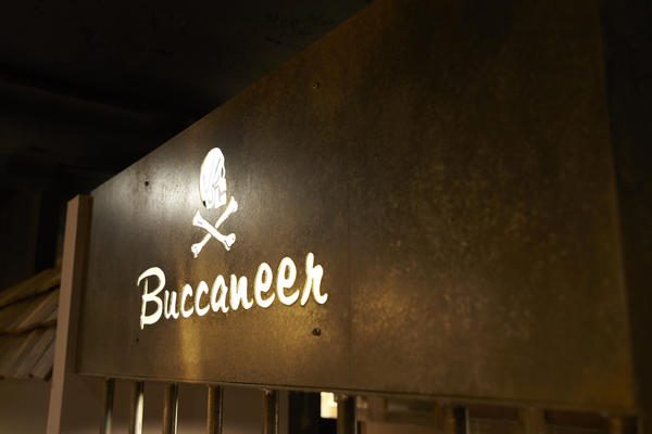 飛空艇酒場 Buccaneer
