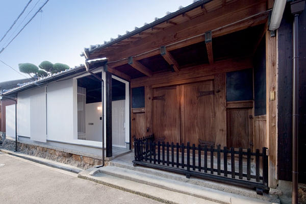坊島の家