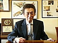 赤土 亮二