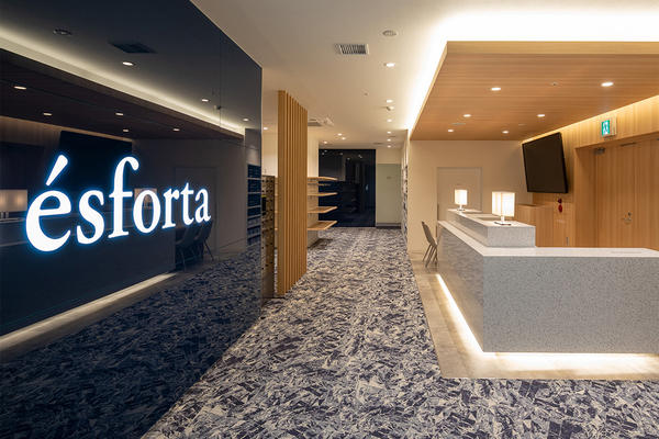 esforta YOKOHAMA フィットネス&ジムの内装・外観画像