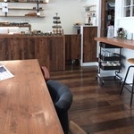 BAKESHOP succetion