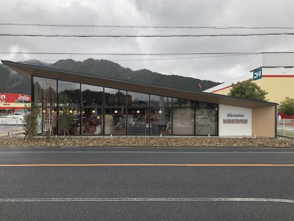ドコモショップ丹波篠山店 携帯ショップ/建築設計の内装・外観画像