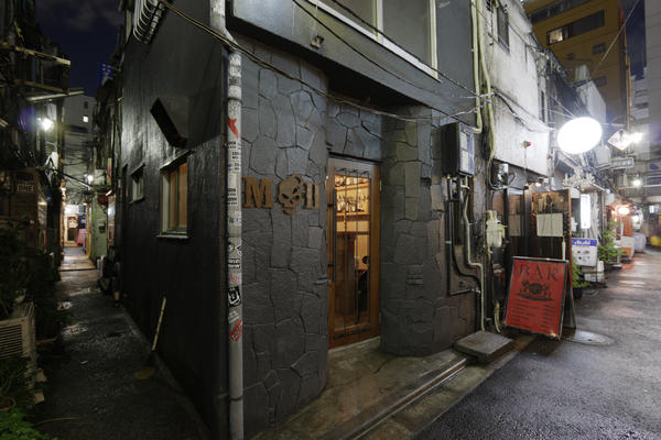 Mongoliandrunk GOLDENGAI バーの内装・外観画像