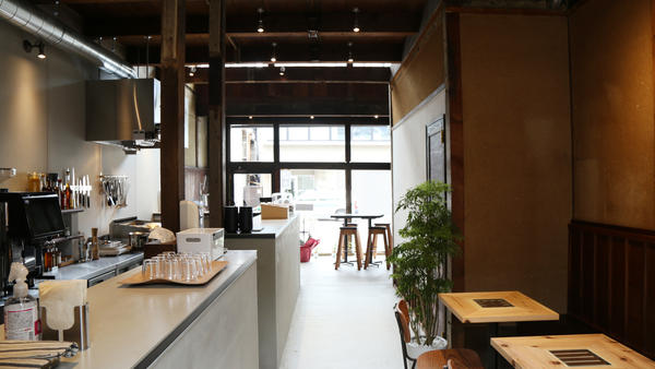Café FU-plus カフェの内装・外観画像