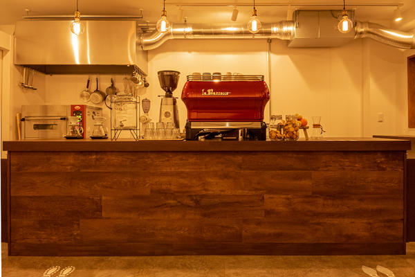 Dimple Port Coffee