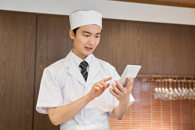 飲食店の開業資金の最適化!店舗デザインで失敗しない資金配分術
