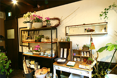 Treetree 花屋 地下鉄谷町線 谷町6丁目駅 店舗デザイン Com Treetree 花屋 地下鉄谷町線 谷町6丁目駅 店舗デザイン Com