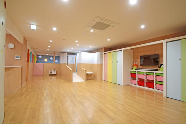保育園みらいたまご 認可外保育園 心斎橋 店舗デザイン Com