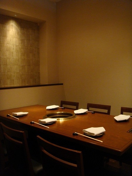 焼肉店 白金高輪 店舗デザイン Com