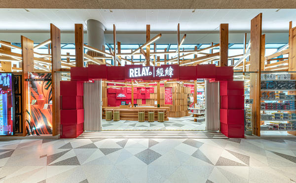 RELAY Book 旗艦店 上海虹橋空港