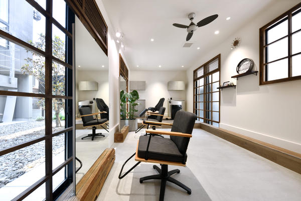 HAIR SALON SORA by sara ヘアサロン　美容室の内装・外観画像