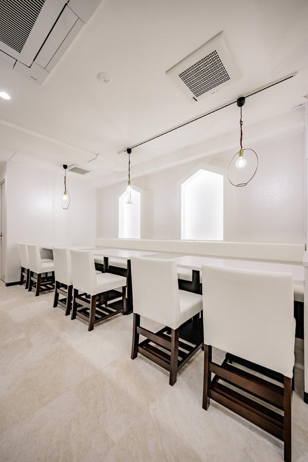 和SHAGHF CAFE