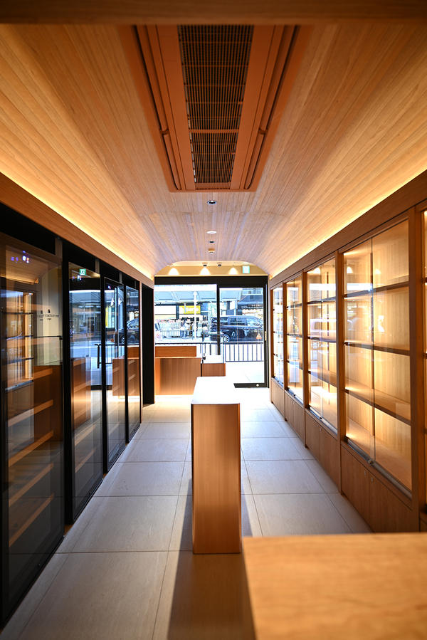 THE VINTAGE STOCK TOKYO 京都店