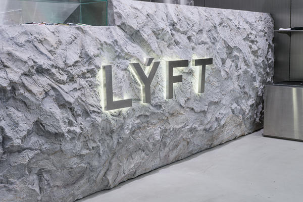 LÝFT SHIBUYA STORE