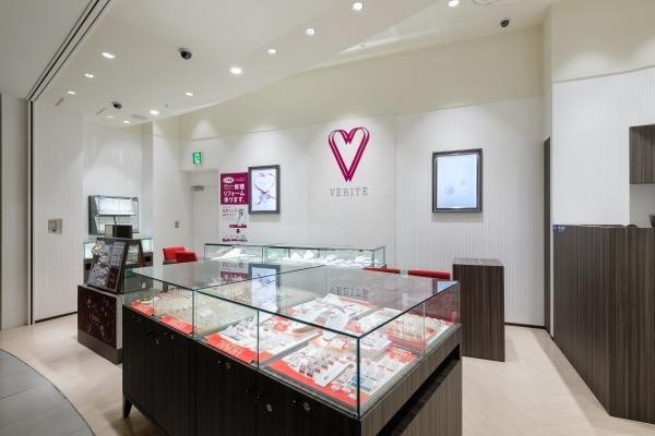 VERITEららぽーと横浜店