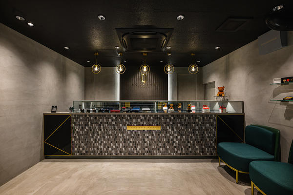 LOUNGE TOKYO