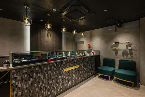 LOUNGE TOKYO