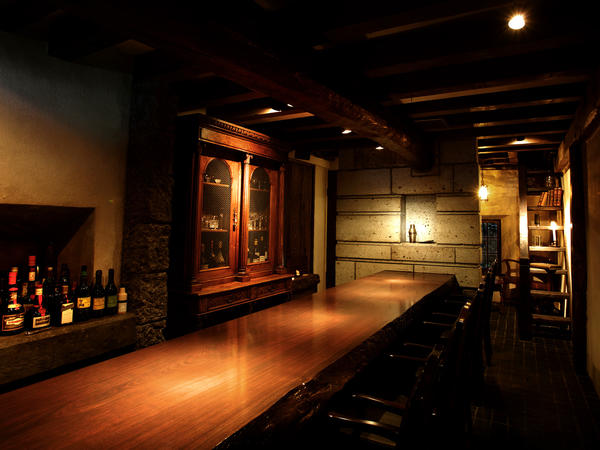 Bar ラ・ユロット バーの内装・外観画像