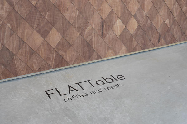 FLATTable coffee & meals