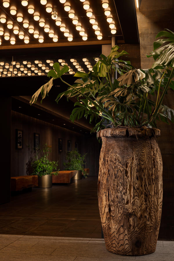 LUFTBAUM　２Fエントランス