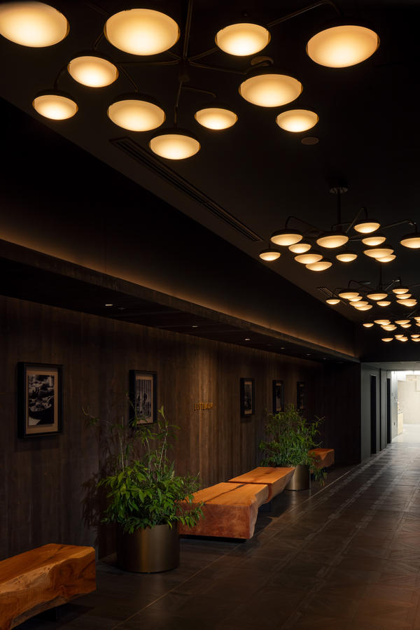 LUFTBAUM　２Fエントランス