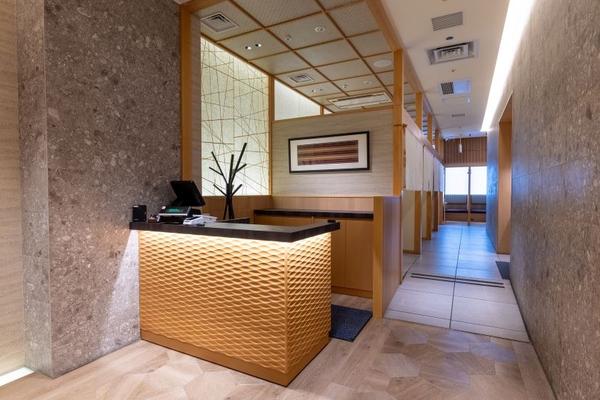 博多　華味鳥　　KITTE博多店