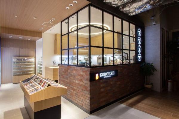 小林時計店 ワン福岡ビルディング店