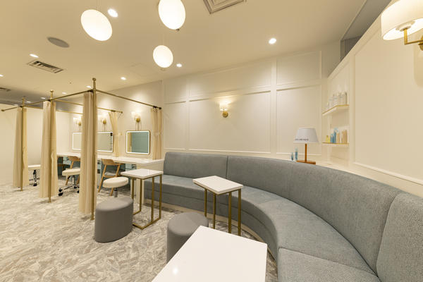 ALBION DRESSER 大阪京橋店