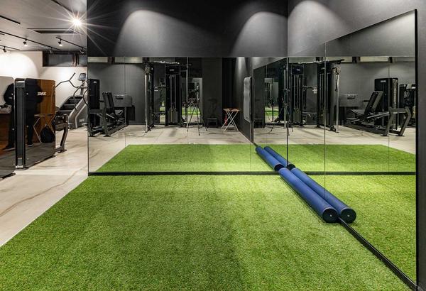 ワールドプラスジム_西八王子店 ·