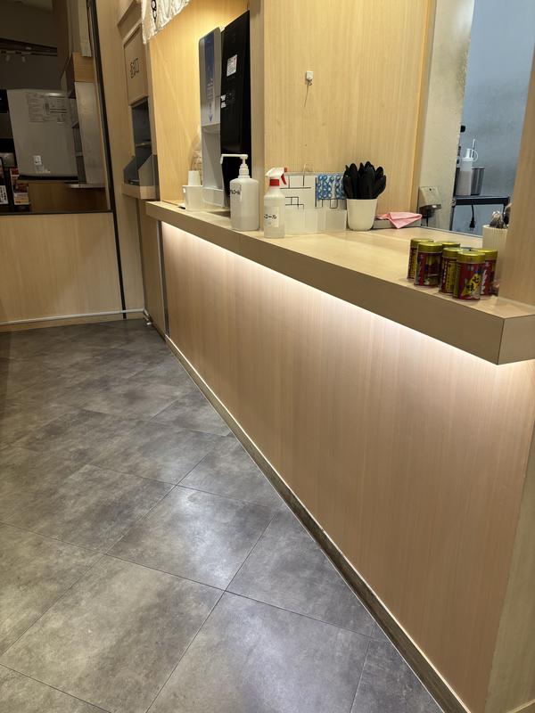 鶏三和ららぽーと愛知東郷店 そば・うどん屋, 和食の内装・外観画像