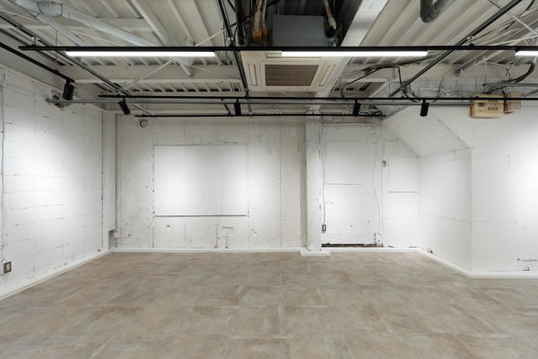 UMA SPACE and GALLERY