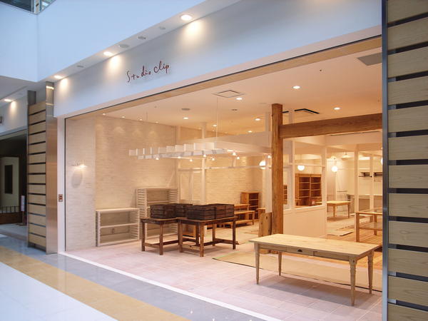 STUDIO CLIP　川崎店 アパレルの内装・外観画像