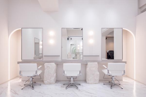 ioe 美容室・理容室・ヘアサロンの内装・外観画像