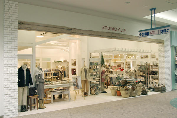 STUDIO CLIP 北花田店 アパレルの内装・外観画像