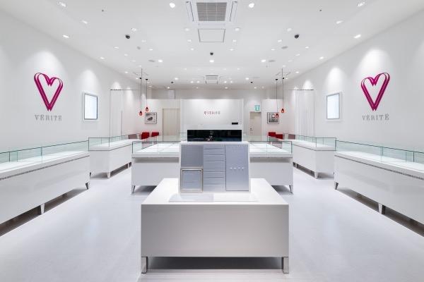 VERITE三井アウトレットパーク岡崎店