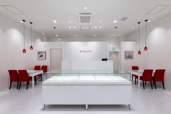 VERITE三井アウトレットパーク岡崎店