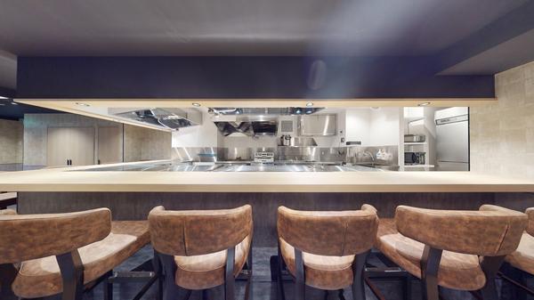 KOBE Beef Emperor Steak　新宿歌舞伎町店 鉄板焼きの内装・外観画像