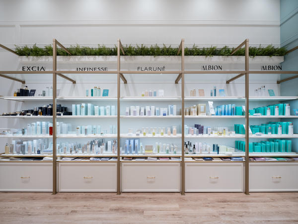 ALBION DRESSER 沖縄店