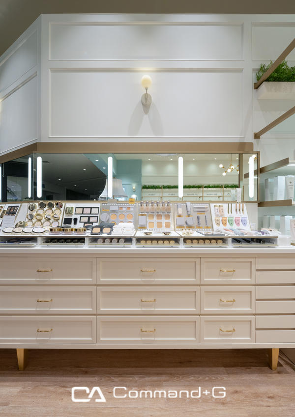 ALBION DRESSER 沖縄店