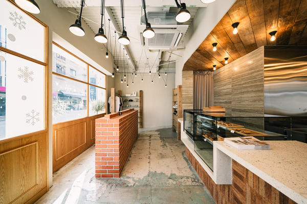 Standard Café & Gallery堀江あみだ池公園店 / カフェ