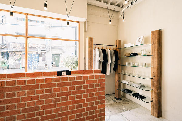 Standard Café & Gallery堀江あみだ池公園店 / カフェ