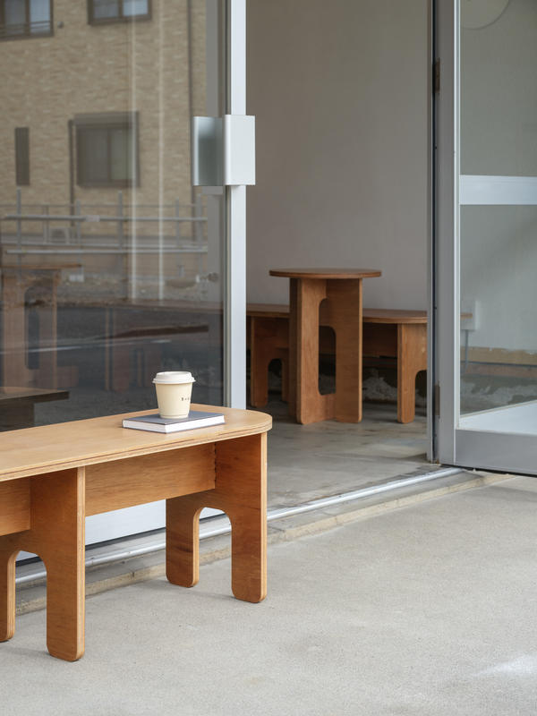 流れる線がつくる奥